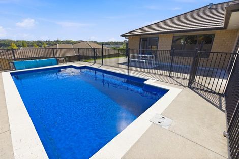 Photo of property in 14 Caldera Crescent, Pyes Pa, Tauranga, 3112