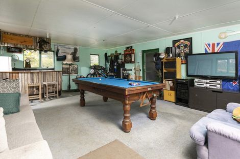 Photo of property in 1187 Peak Road, Helensville, 0875