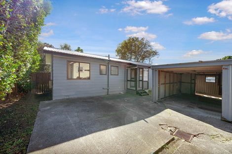 Photo of property in 1/134 Mcleod Road, Te Atatu South, Auckland, 0610