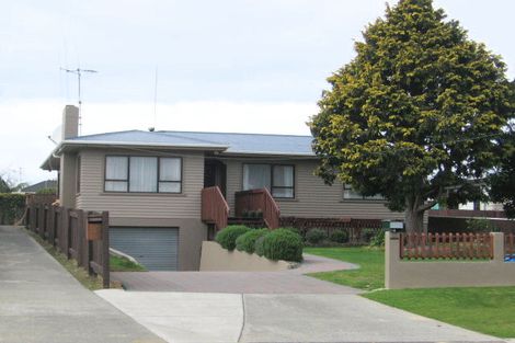Photo of property in 12a Goods Road, Otumoetai, Tauranga, 3110