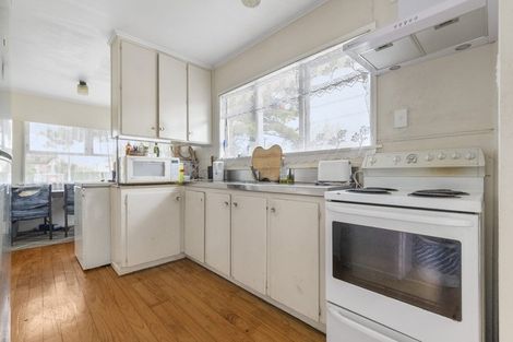 Photo of property in 135 Weymouth Road, Manurewa, Auckland, 2102