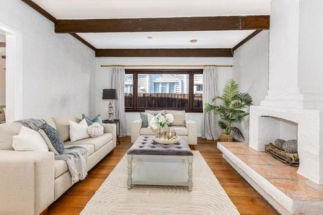 Photo of property in 1/7 Penrose Street, Woburn, Lower Hutt, 5010