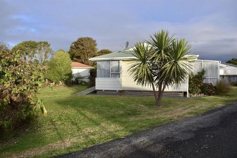 Photo of property in 13b Iti Street, Otaki, 5512