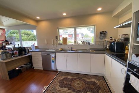 Photo of property in 20b Garland Road, Greenlane, Auckland, 1061