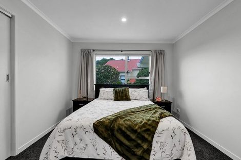 Photo of property in 9 Bronte Place, Whalers Gate, New Plymouth, 4310