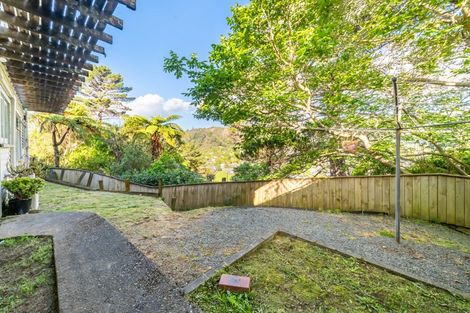 Photo of property in 26-26a Amundsen Grove, Stokes Valley, Lower Hutt, 5019