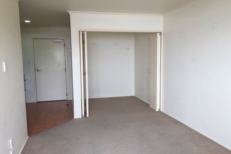 Photo of property in 7e/30 Westward Ho, Glen Eden, Auckland, 0602