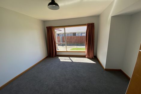 Photo of property in 29 Tenby Place, Avondale, Christchurch, 8061