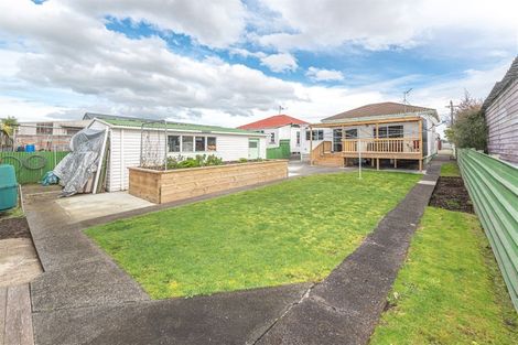 Photo of property in 12 George Street, Aramoho, Whanganui, 4500