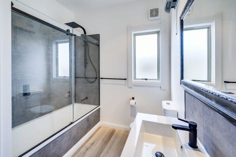 Photo of property in 1/404 Gloucester Street, Taradale, Napier, 4112