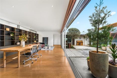 Photo of property in 58 Seacliffe Avenue, Belmont, Auckland, 0622