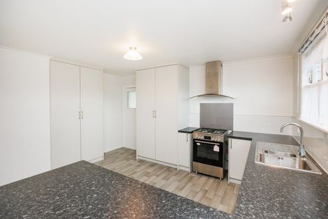 Photo of property in 35 Wilson Crescent, Highbury, Palmerston North, 4412