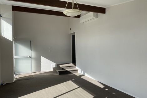 Photo of property in 6 Cranberry Place, Bucklands Beach, Auckland, 2012