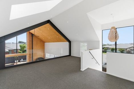 Photo of property in 70 Ledbury Drive, Rolleston, 7615