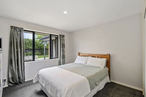 Photo of property in 4 Scarlet Lane, Redwood, Christchurch, 8051
