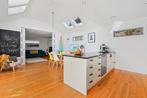 Photo of property in 52 Heberden Avenue, Sumner, Christchurch, 8081