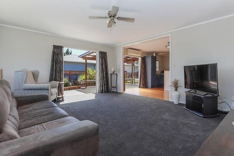 Photo of property in 12a Charles Road, Hannahs Bay, Rotorua, 3010