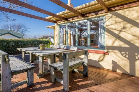 Photo of property in 103 Weraroa Road, Levin, 5510