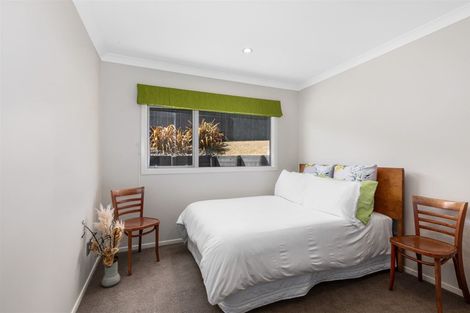 Photo of property in 7 Sumner Terrace, Aotea, Porirua, 5024