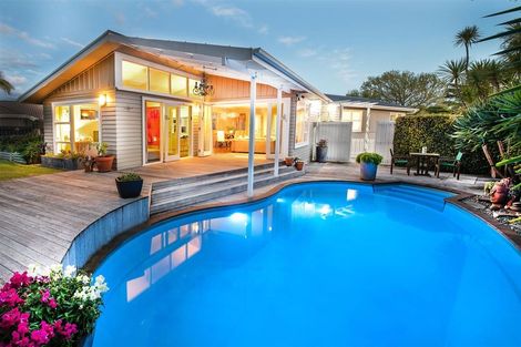 Photo of property in 10 Pembroke Crescent, Glendowie, Auckland, 1071