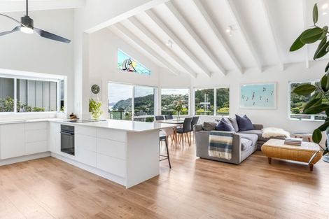 Photo of property in 11 Long Beach Road, Russell, 0202