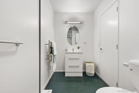 Photo of property in Aulsebrooks Apartments, 9/178 Wakefield Street, Te Aro, Wellington, 6011