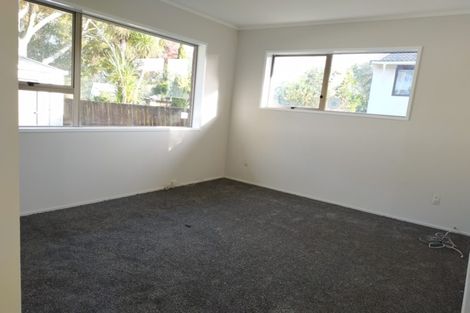 Photo of property in 11 Chantal Place, Red Hill, Papakura, 2110