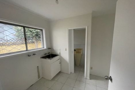 Photo of property in 2 Carolyn Street, Manukau, Auckland, 2025