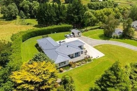 Photo of property in 5 Buckley Road, Shannon, Palmerston North, 4474