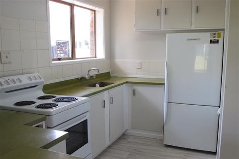 Photo of property in 1/35a Coniston Avenue, Te Atatu South, Auckland, 0610