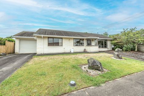 Photo of property in 2 Hampton Place, Springvale, Whanganui, 4501