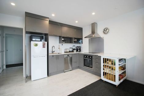 Photo of property in 1 Poutawa Lane, Clarks Beach, 2122