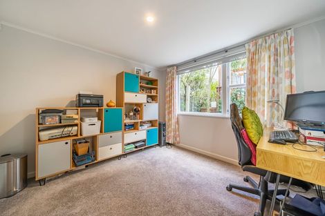 Photo of property in 29 Paekakariki Hill Road, Pauatahanui, Porirua, 5381