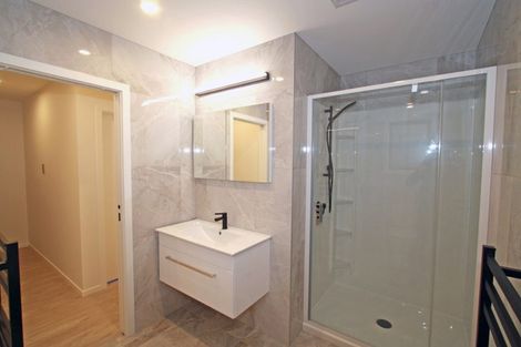 Photo of property in 5 Waterloo Place, Westown, New Plymouth, 4310