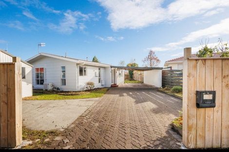Photo of property in 41 Acacia Street, Kelvin Grove, Palmerston North, 4414