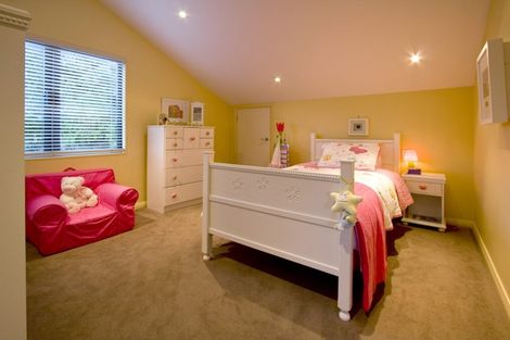 Photo of property in 11 Audrey Road, Takapuna, Auckland, 0620