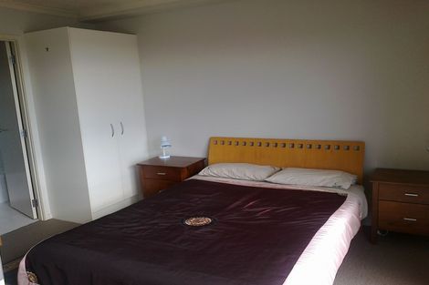 Photo of property in The Rennaissance, 14d/18 Ronwood Avenue, Manukau, Auckland, 2104