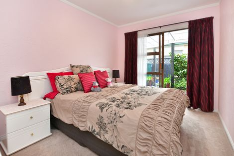 Photo of property in 34 Doment Crescent, Orewa, 0931