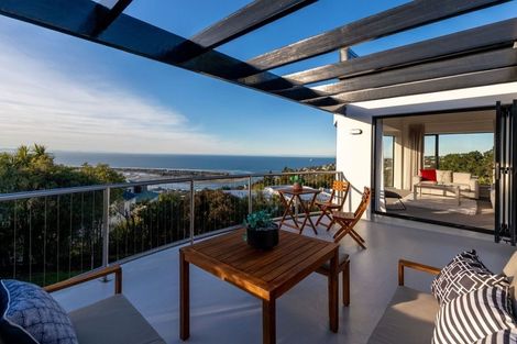 Photo of property in 4 Gardenhill Lane, Redcliffs, Christchurch, 8081