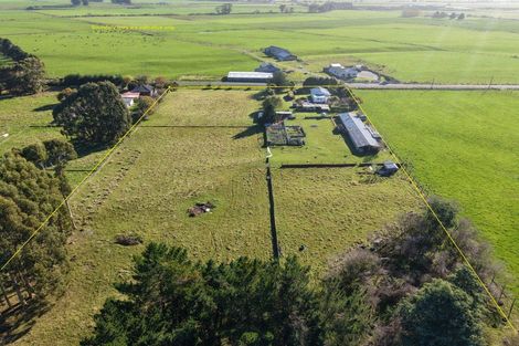 Photo of property in 73 Papatotara Road, Tuatapere, 9620
