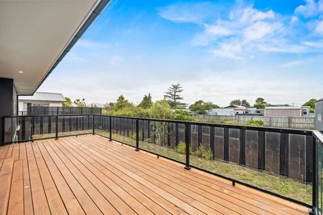 Photo of property in 19b Rawson Street, New Brighton, Christchurch, 8083