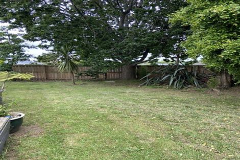 Photo of property in 122 Mahia Road, Wattle Downs, Auckland, 2103