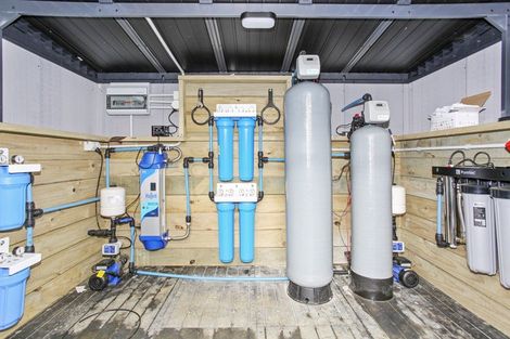 Photo of property in 59 Chamberlain Road, Bombay, 2675