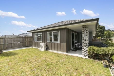 Photo of property in 14 Reubens Farm Lane, Taita, Lower Hutt, 5011