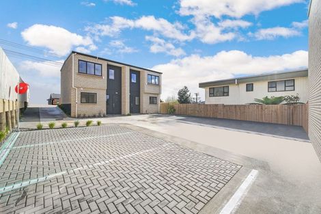 Photo of property in 7/65 Moire Road, Massey, Auckland, 0614