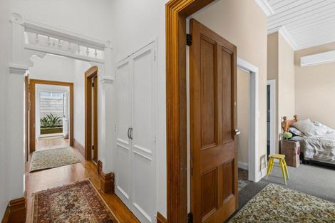 Photo of property in 157 Saint Aubyn Street, New Plymouth, 4310