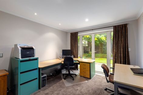 Photo of property in 385a Harewood Road, Bishopdale, Christchurch, 8053