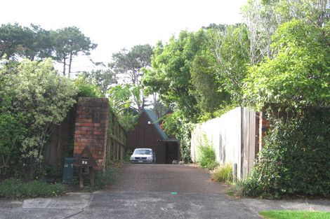 Photo of property in 28 Blundell Place, Chatswood, Auckland, 0626