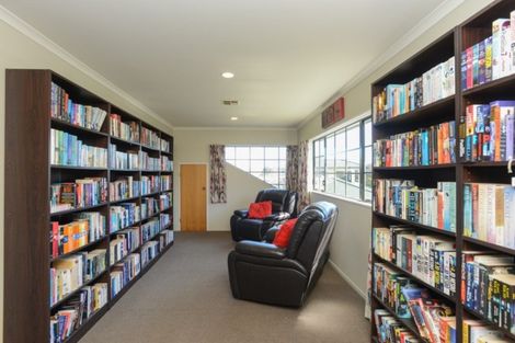 Photo of property in 14 Kingsgate Lane, Havelock North, 4130