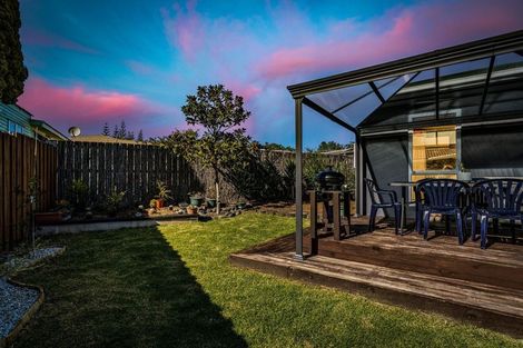 Photo of property in 8b Rathgar Road, Henderson, Auckland, 0610